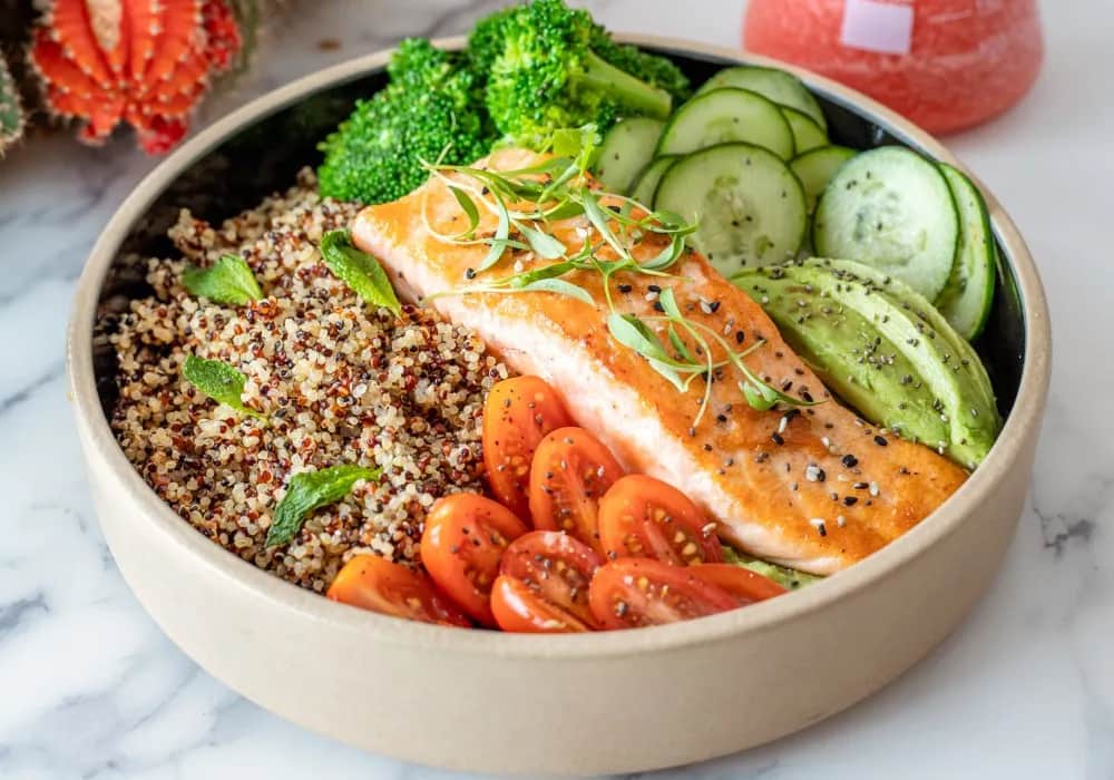 Pomysły na obiad na diecie, które pomogą schudnąć i poprawić zdrowie