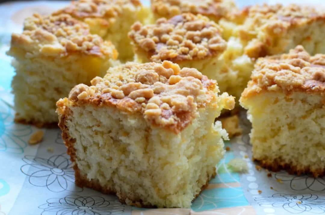 Pyszne ciasto drożdżowe z kruszonką - sprawdzony przepis krok po kroku