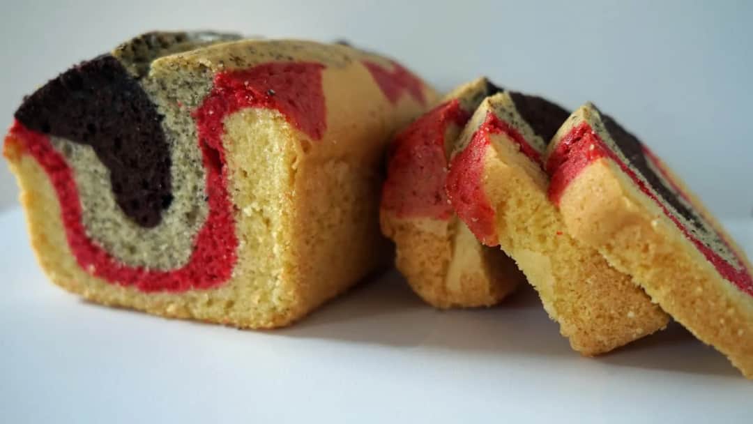 Pyszne ciasto tulipan z makiem - prosty przepis na wyjątkowy deser