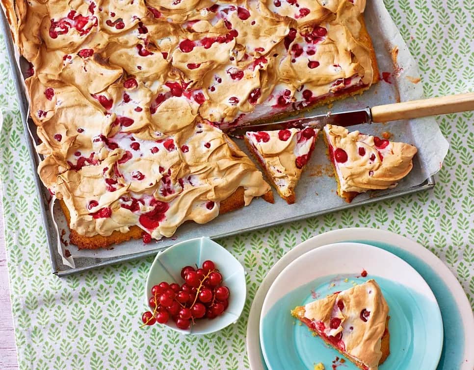 Pyszne kruche ciasto z porzeczkami i kruszonką - sprawdzony przepis